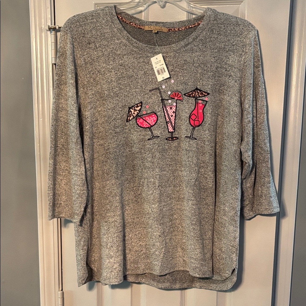 My Danielle Light Gray Super Soft 3/4 Sleeve Top with Pink Cocktails NWT